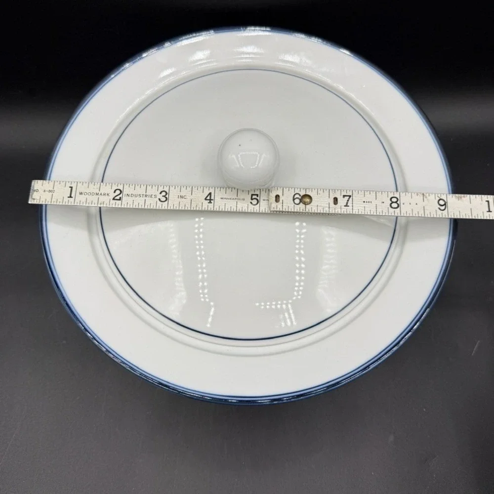 Dansk‎ Flora Bayberry Round Covered Casserole Width- 9 5/8 in Height- 3 7/8
